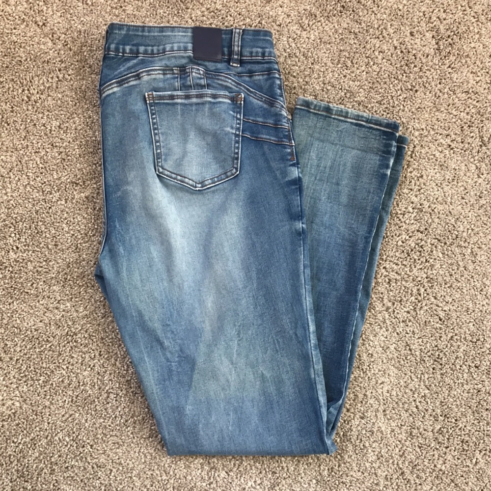 Chic Soul Light Wash Skinny Jeans